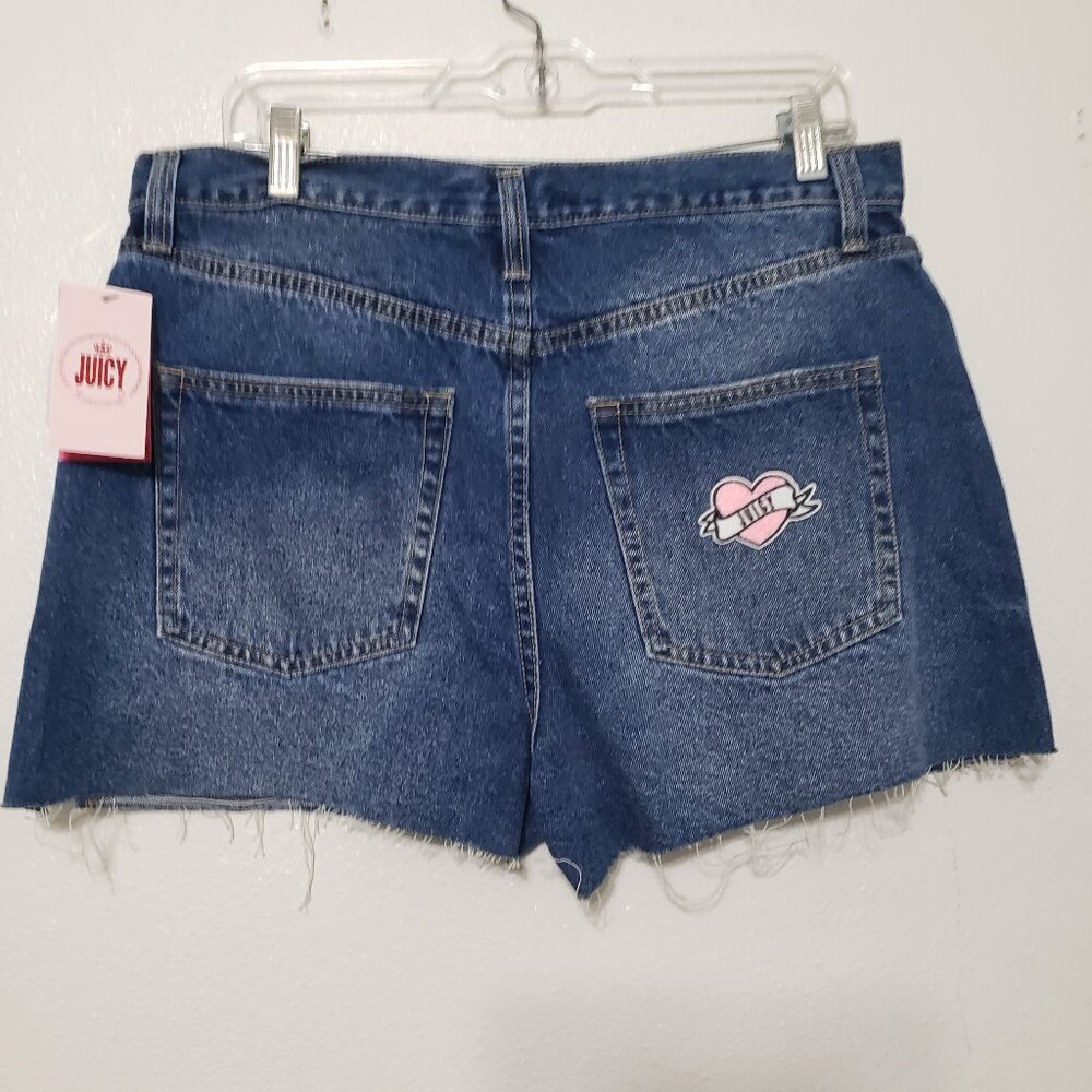 Juicy by Juicy Coutour Shorts - Picture 5 of 9